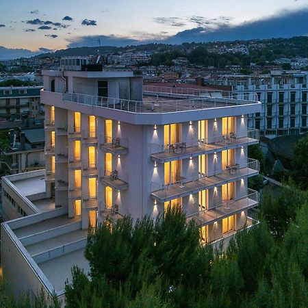 Hotel Velia Гроттаммаре Екстер'єр фото